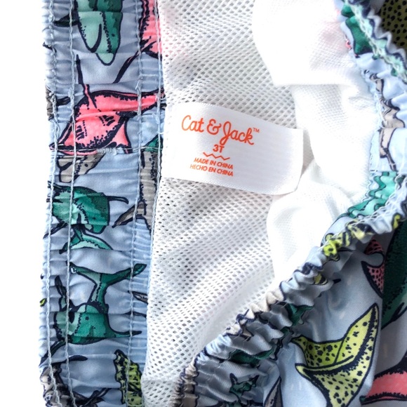 Cat & Jack | Stingrays & Sharks RashGuard & Trunks - Picture 6 of 8